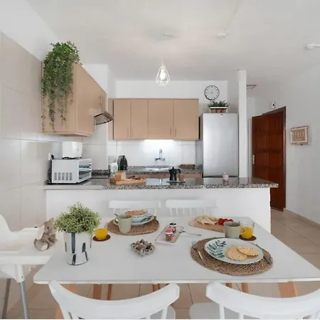 شقة Serene Terrace And Pool *