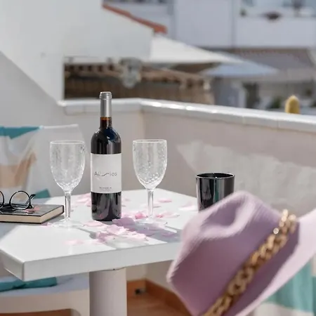 Serene Terrace And Pool بلايا ذي لاس أميريكاس