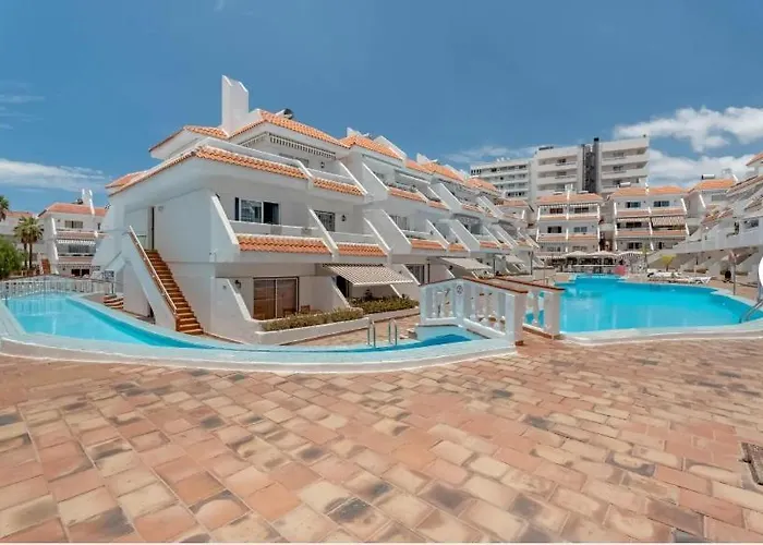 Serene Terrace And Pool